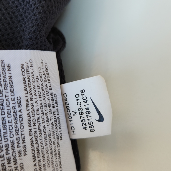 Nike unisex winter jacket Color Black size M - Picture 10 of 10